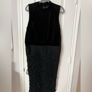 At the knee velvet mesh ruched bodycon dress
